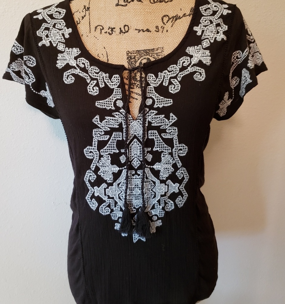 Lucky Brand top